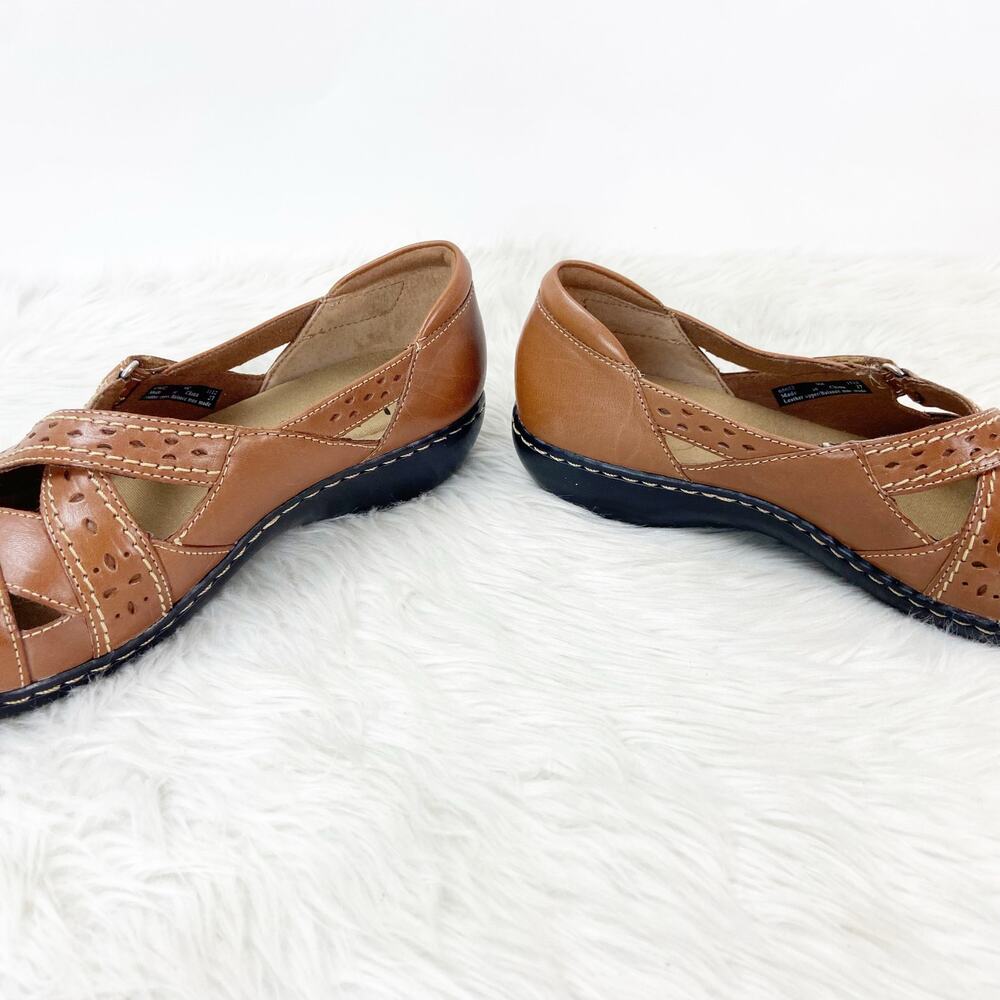 Clarks Bendables 9 M Womens Tan Leather Ashland Spin Q Mary Jane Comfort Shoes - Picture 10 of 13